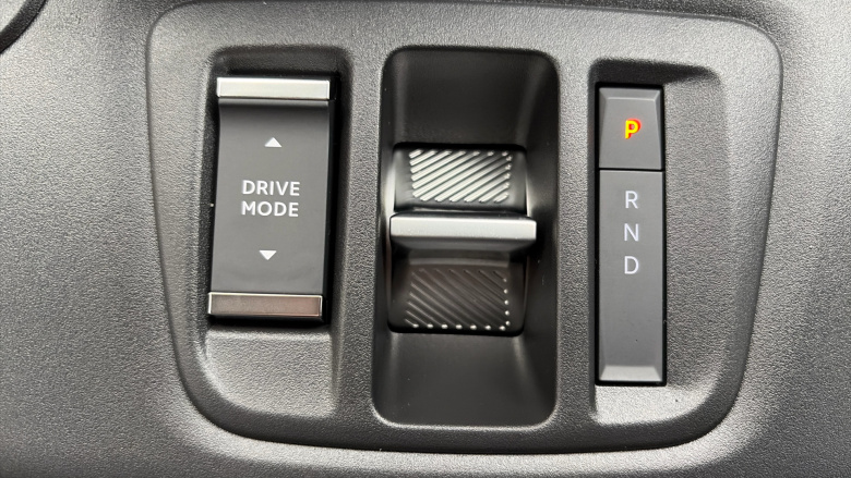 Vauxhall Combo Life 100kW Design XL 52kWh 5dr Auto [7 Seat] Electric Estate